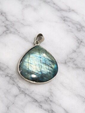 Sterling Silver Labradorite Teardrop Pendant - Blue-Green